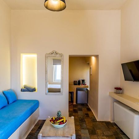 Alma Libre Suites ฟิรา ภายนอก รูปภาพ
