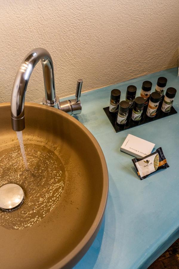 Alma Libre Suites ฟิรา ภายนอก รูปภาพ